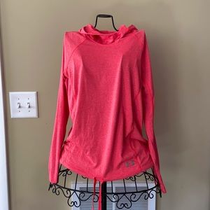 Heat Gear Under Armour Long sleeve top